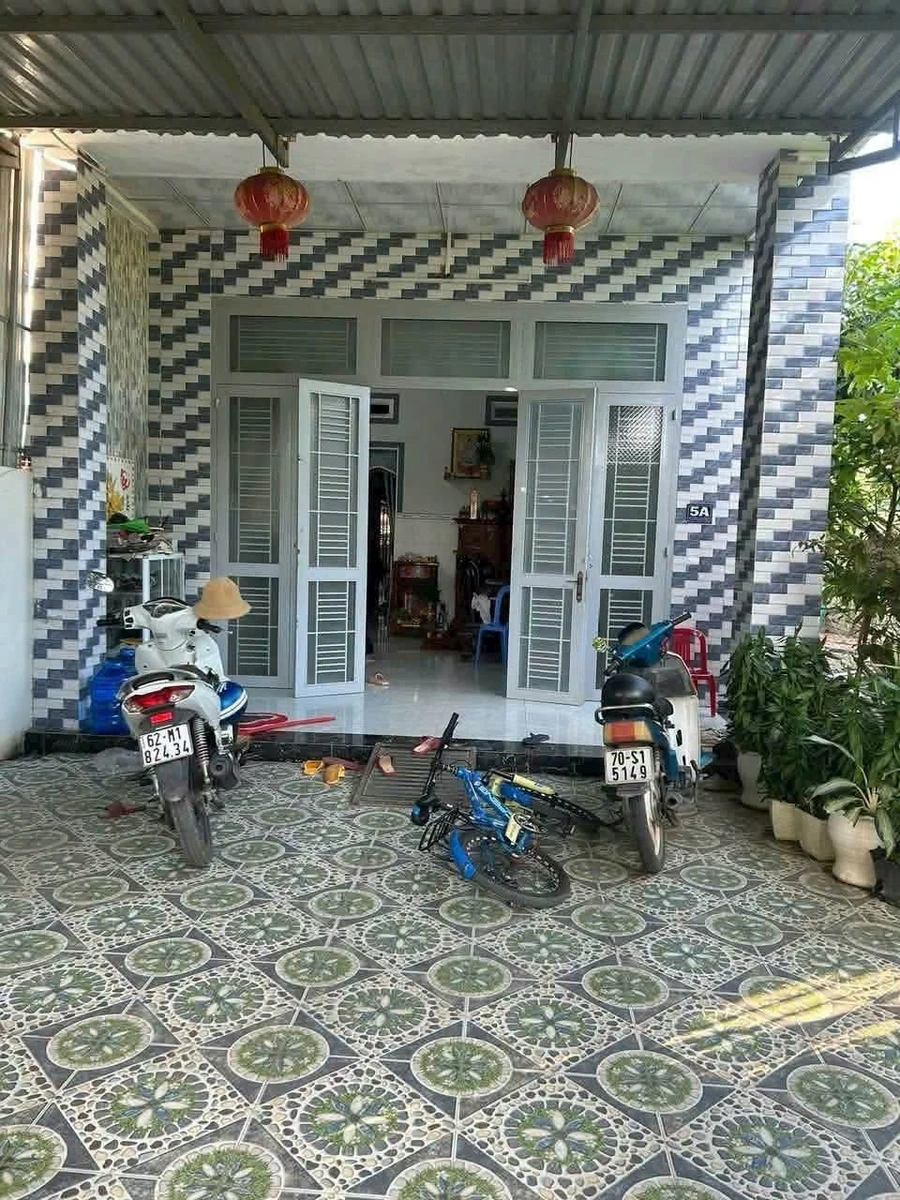 Bán nhà đất 2 PN, 100 m² hậu dài Tây Ninh - Ảnh thu nhỏ 2