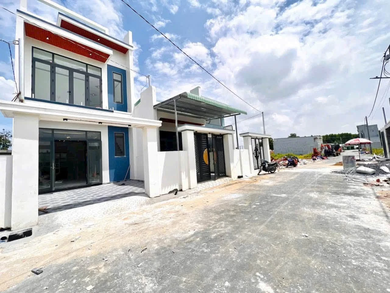 Bán nhà lầu 5x18 (90m²) Hương Lộ 15, Tân Triều, giá 1 tỷ 780 triệu - Ảnh 1