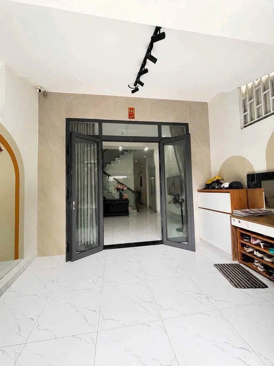 Bán nhà 3 tầng 52m² Tăng Nhơn Phú 5,7 tỷ - Ảnh thu nhỏ 2