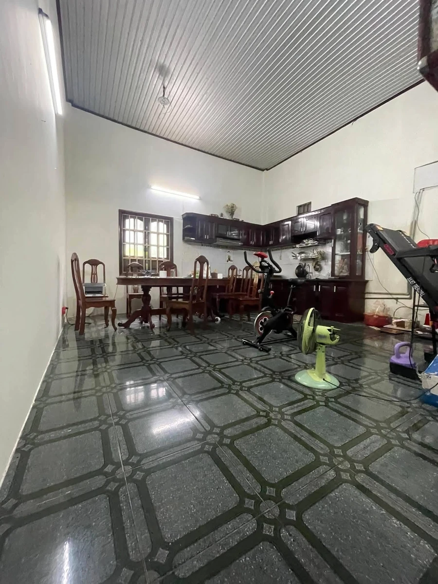 Bán nhà 3PN ngã cấp 4 cách ĐHTN 300m, 140m2, 2 tỷ 199 triệu - Ảnh thu nhỏ 3
