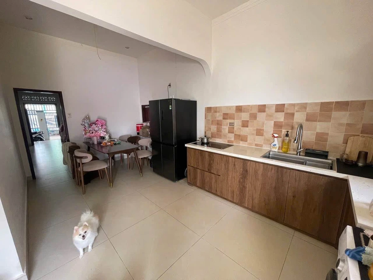 Bán nhà hẻm 53 Ngô Gia Tự, Phường Tân An, Buôn Ma Thuột, 98m2, 3 phòng ngủ, giá 4,99 tỷ - Ảnh thu nhỏ 2