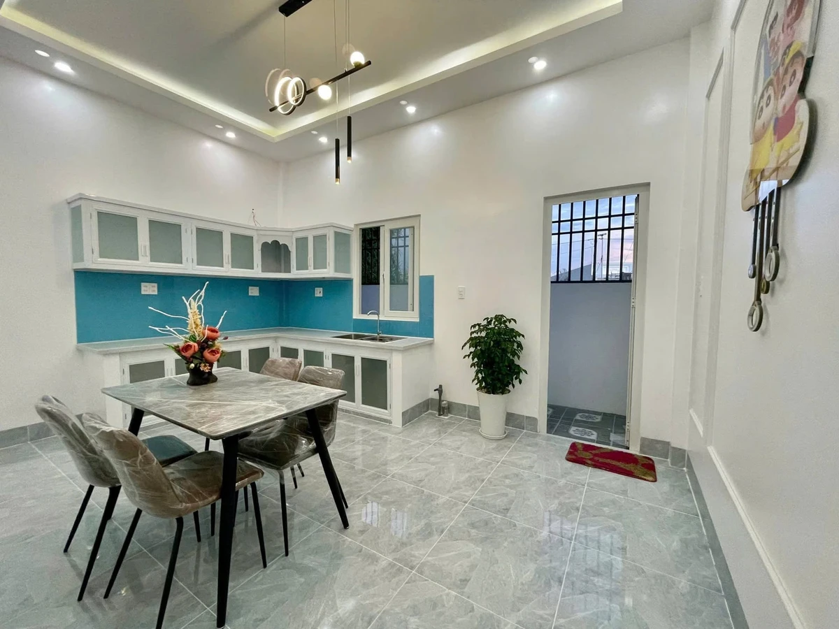 Bán nhà hẻm 110m² 2 PN 2 WC Rạch Giá 1,65 tỷ - Ảnh thu nhỏ 2