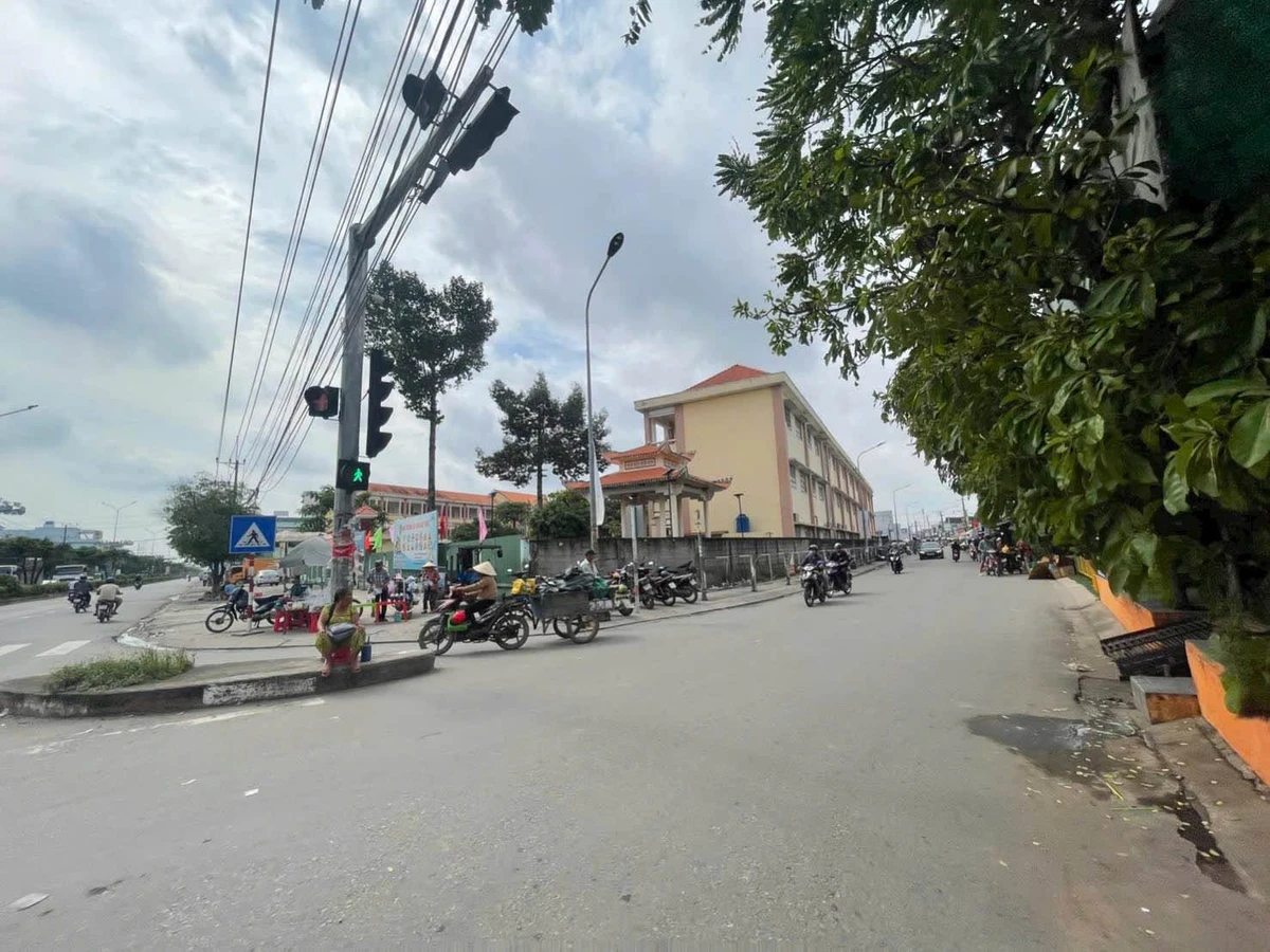 Bán đất hẻm Đức Hoà, Hóc Môn, 144m² - Ảnh 1