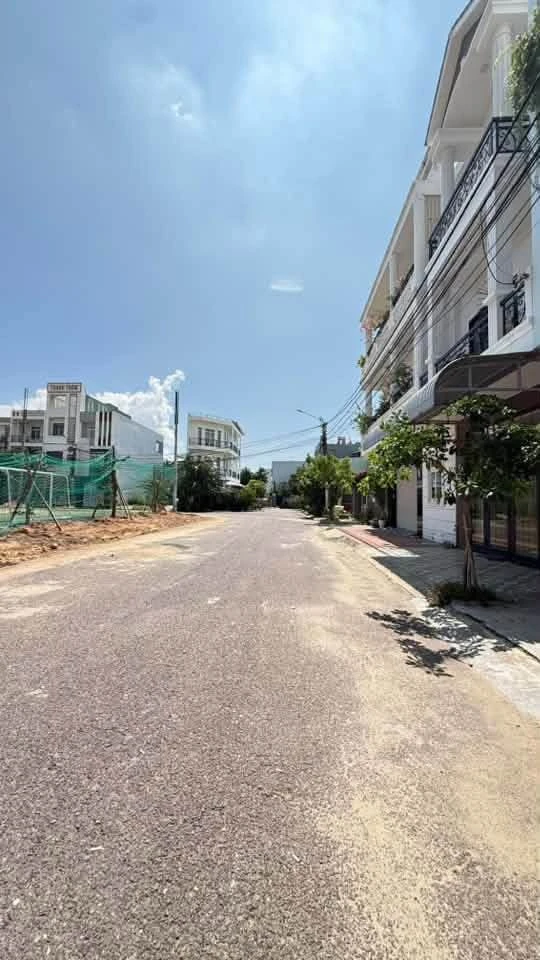 Bán đất mặt tiền Ecohome Nhơn Bình Quy Nhơn 40m2, 1 tỷ 690 triệu - Ảnh 1