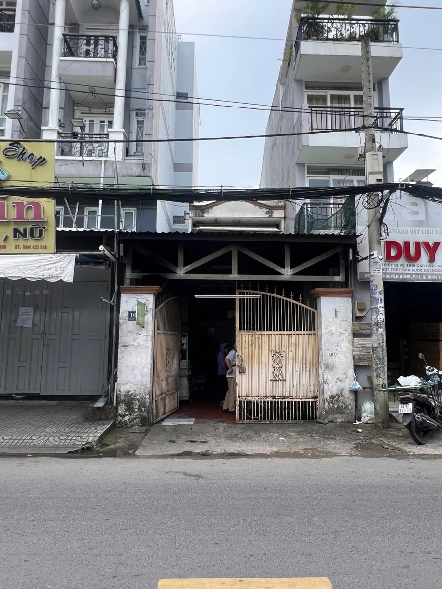 Bán nhà 2 mặt tiền Nguyên Hồng 101m2 giá 23 tỷ - Ảnh thu nhỏ 2