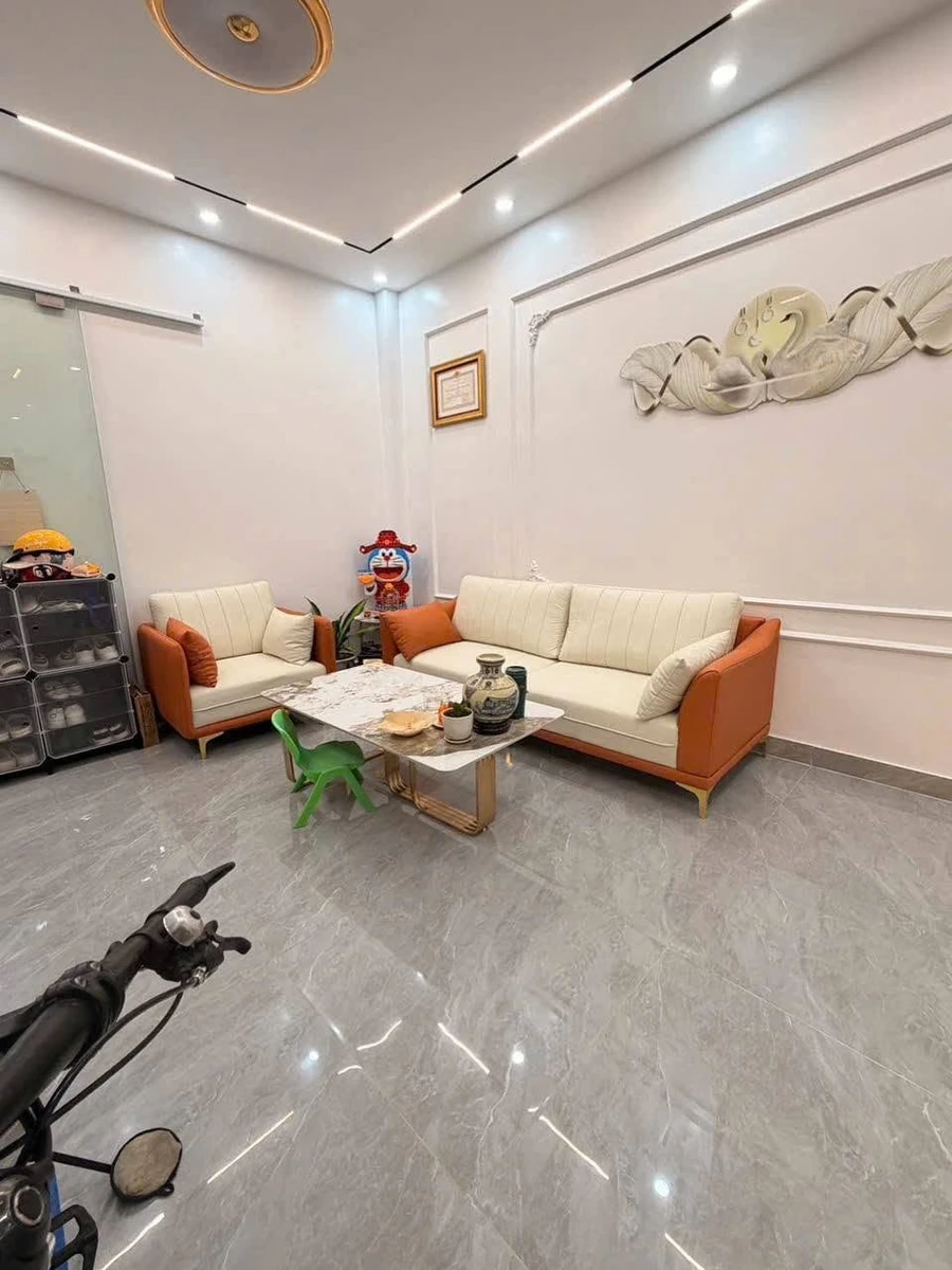 Bán nhà 3 tầng 40m² 4PN phố Tô Hiếu Tân Bình - Ảnh thu nhỏ 3