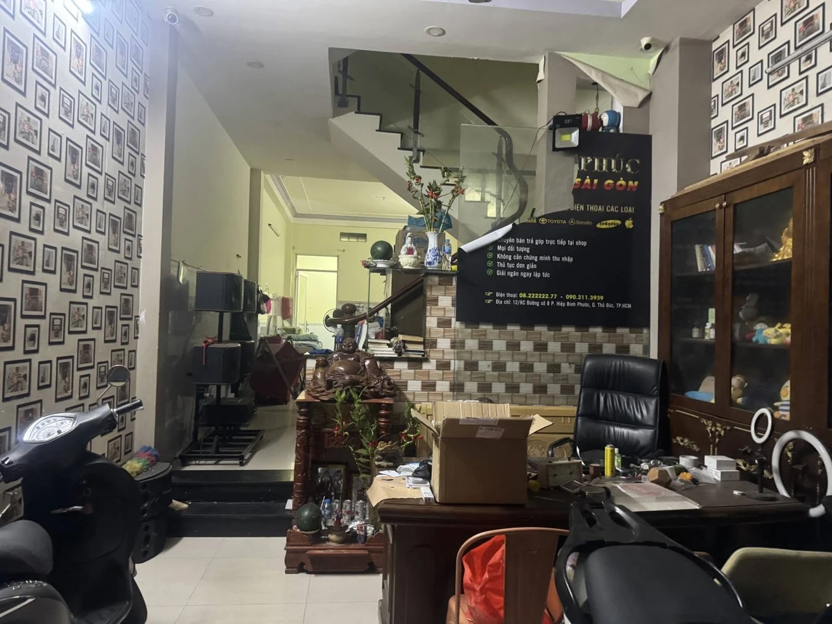 Bán nhà mặt tiền 4 tầng 81m2 KDC Hồng Long, Hiệp Bình Phước, Thủ Đức - Ảnh thu nhỏ 2