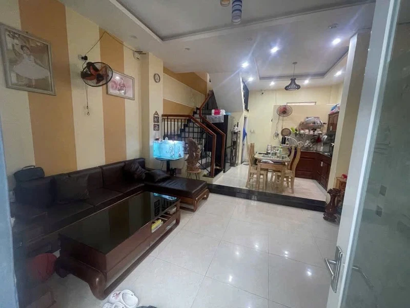 Bán nhà 2 tầng sát Sông Hàn, Hải Châu, Đà Nẵng, 3 tỷ