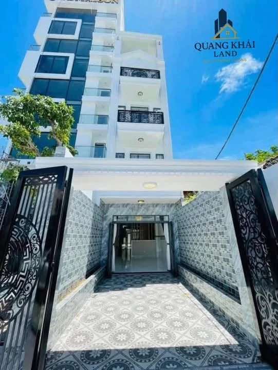Bán nhà mặt tiền 123m2 12 phòng ngủ Vũng Tàu 16 tỷ