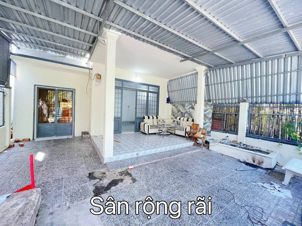 Bán nhà mặt sông Tạ Uyên, Rạch Giá, 122.5m2, 2PN, 1 tỷ 290 triệu - Ảnh thu nhỏ 3