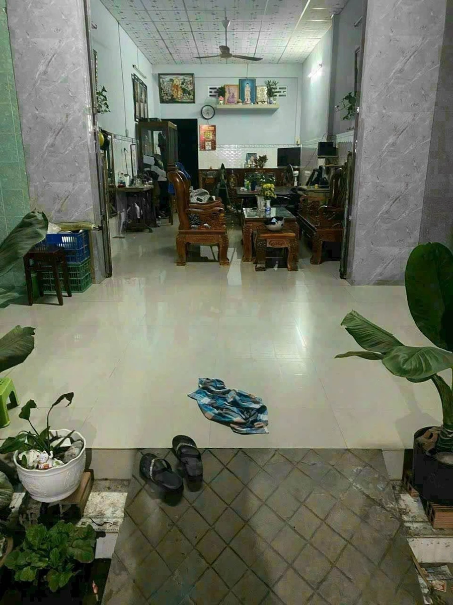 Bán nhà mặt tiền Quốc Lộ 1 Tân An 2PN 180.5m² 3.2 tỷ - Ảnh 1