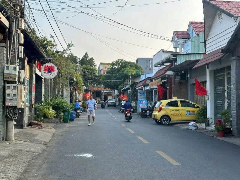 Bán nhà phố 121,5m² 2 PN khu Tân Hiệp Bình Chánh 3,4 tỷ - Ảnh 1