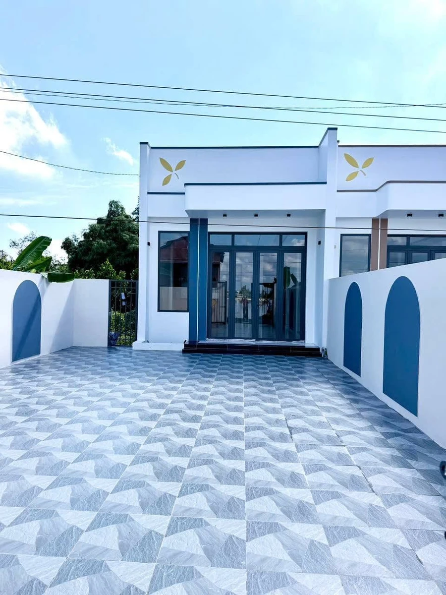 Bán 2 căn nhà liền kề 200m² 2 phòng ngủ Mỹ Thuận, Vĩnh Long 1.2 tỷ - Ảnh thu nhỏ 2
