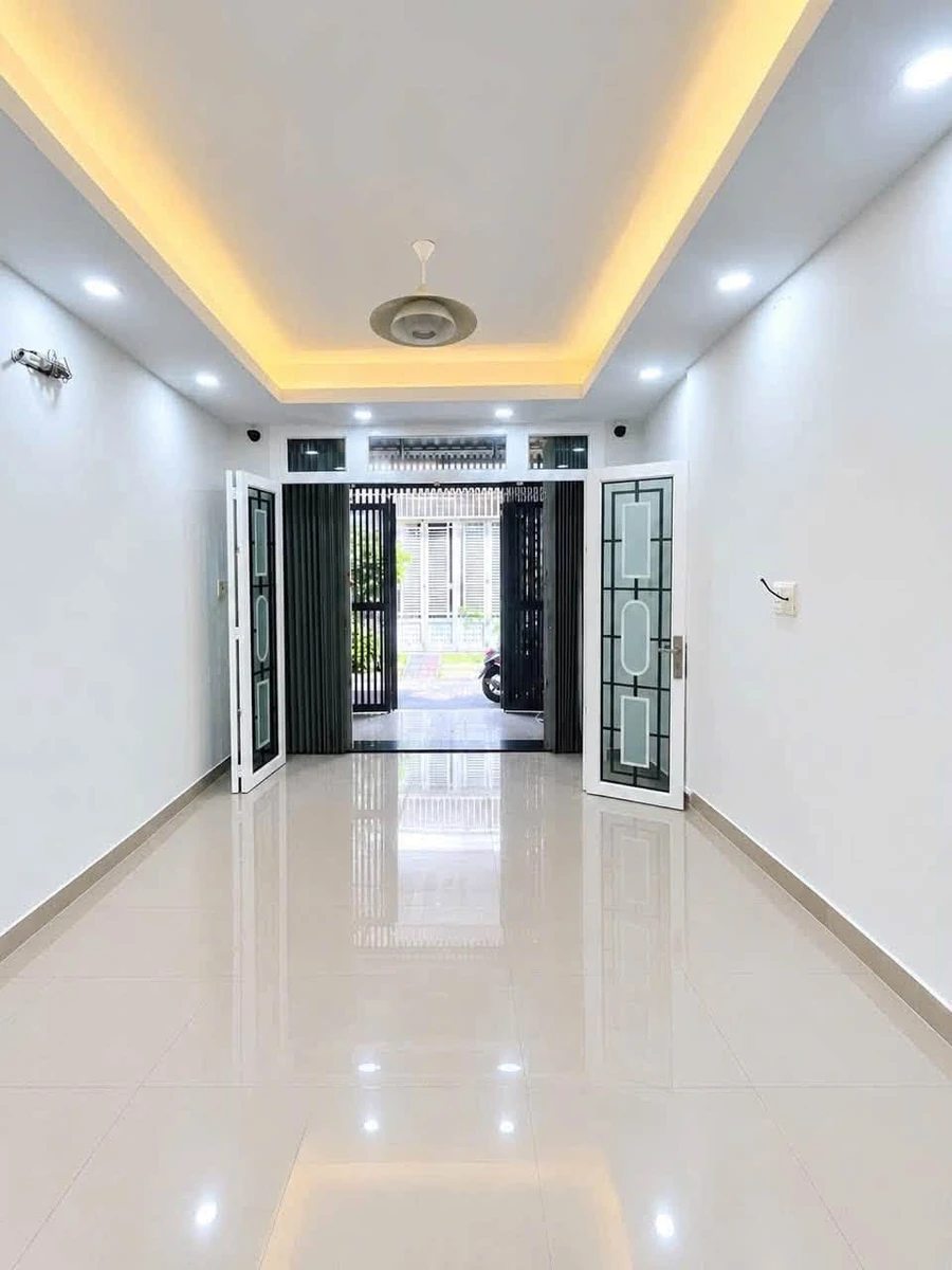 Nhà bán mặt tiền 3/2 gần chợ Nguyễn Trí Phương 7PN 9 tỷ - Ảnh thu nhỏ 2