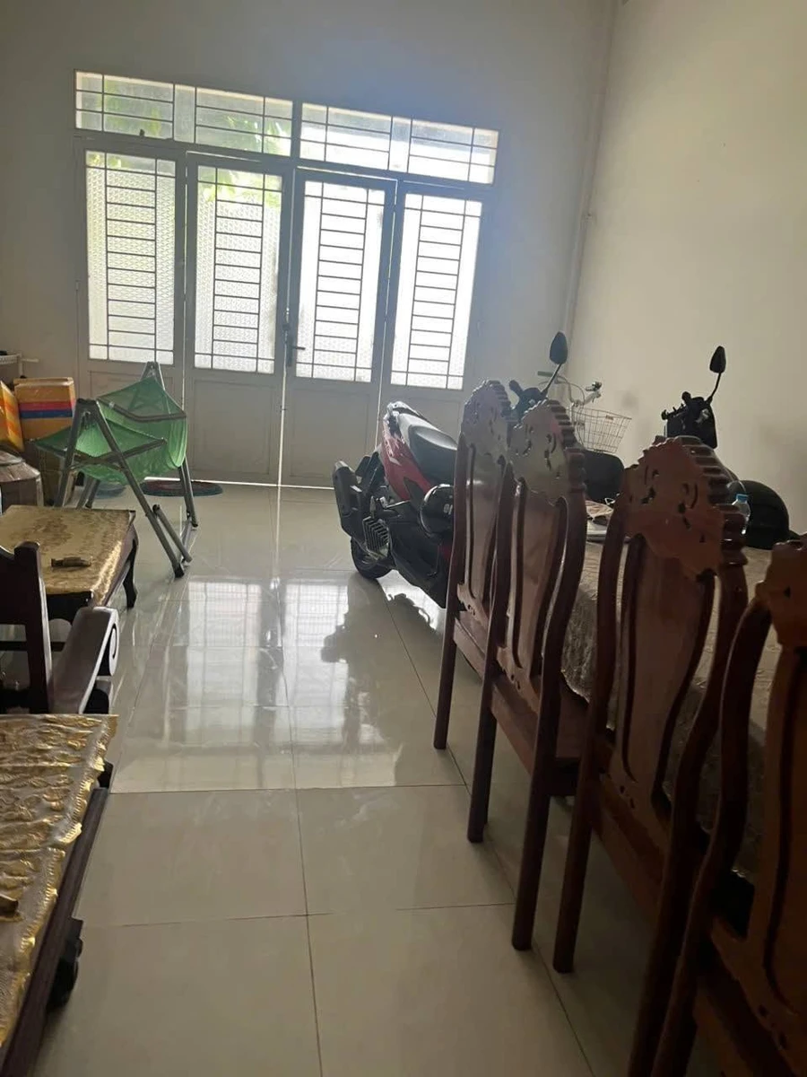 Bán nhà 1 trệt 1 lầu 147m² KDC Lợi Bình Nhơn 1,7 tỷ - Ảnh thu nhỏ 2