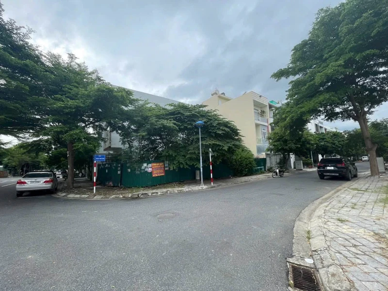 Bán đất lô góc 163m2 đường Hoàng Đình Giong, KĐT Phước Long A, Nam Nha Trang giá 12,8 tỷ