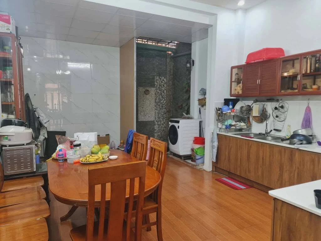 Bán nhà mặt tiền đường GS 81m² 4 tầng Bình Chánh - Ảnh thu nhỏ 4
