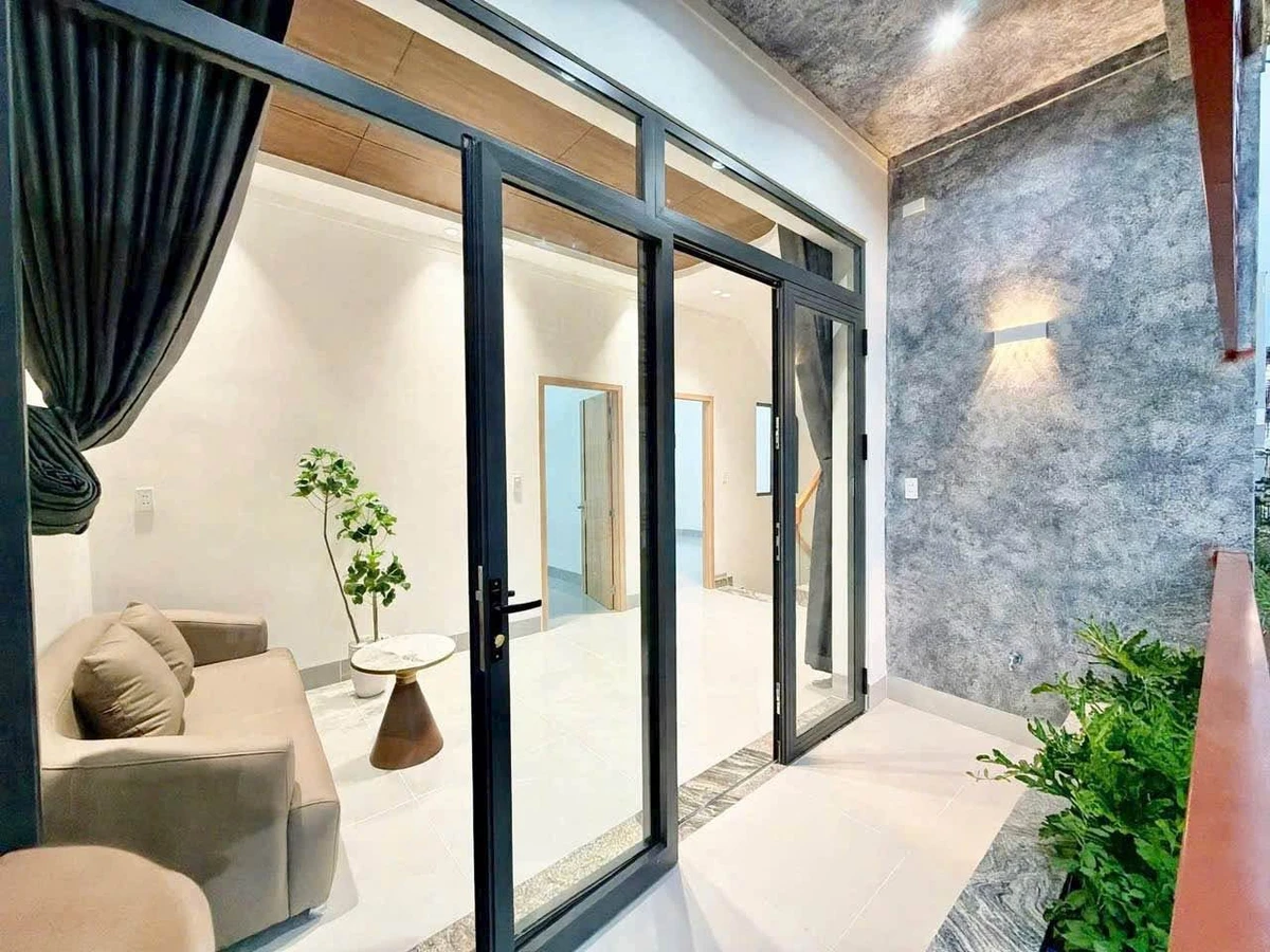Bán nhà 3 phòng ngủ 180m² trung tâm Biên Hòa 4,55 tỷ - Ảnh thu nhỏ 2