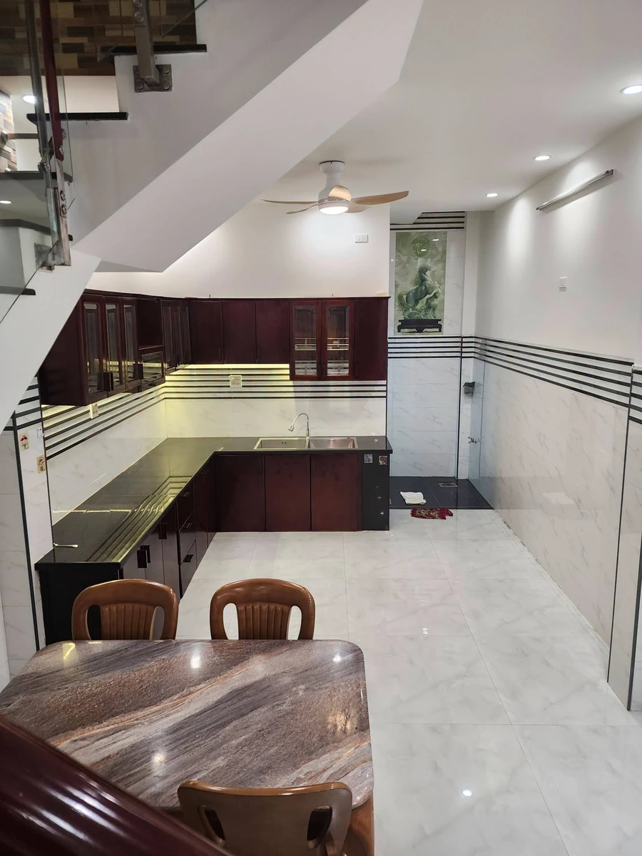 Bán nhà 3 tầng 52.2m² mặt tiền Trần Văn Giáp, Quy Nhơn - Ảnh thu nhỏ 2