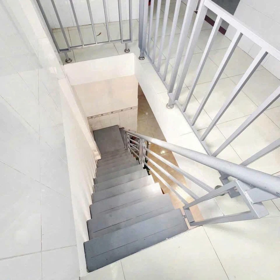 Bán nhà 1 trệt 1 lầu 136m2, 3 PN, Phú Tân - Ảnh thu nhỏ 5