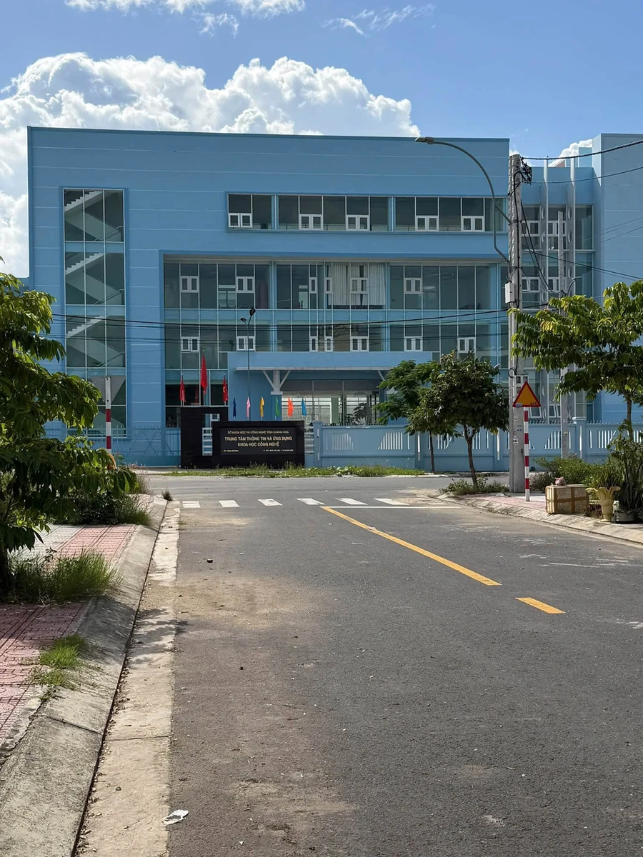 Bán đất TĐC Ngọc Hiệp Nha Trang 96.8m2 mặt tiền 10m - Ảnh 1