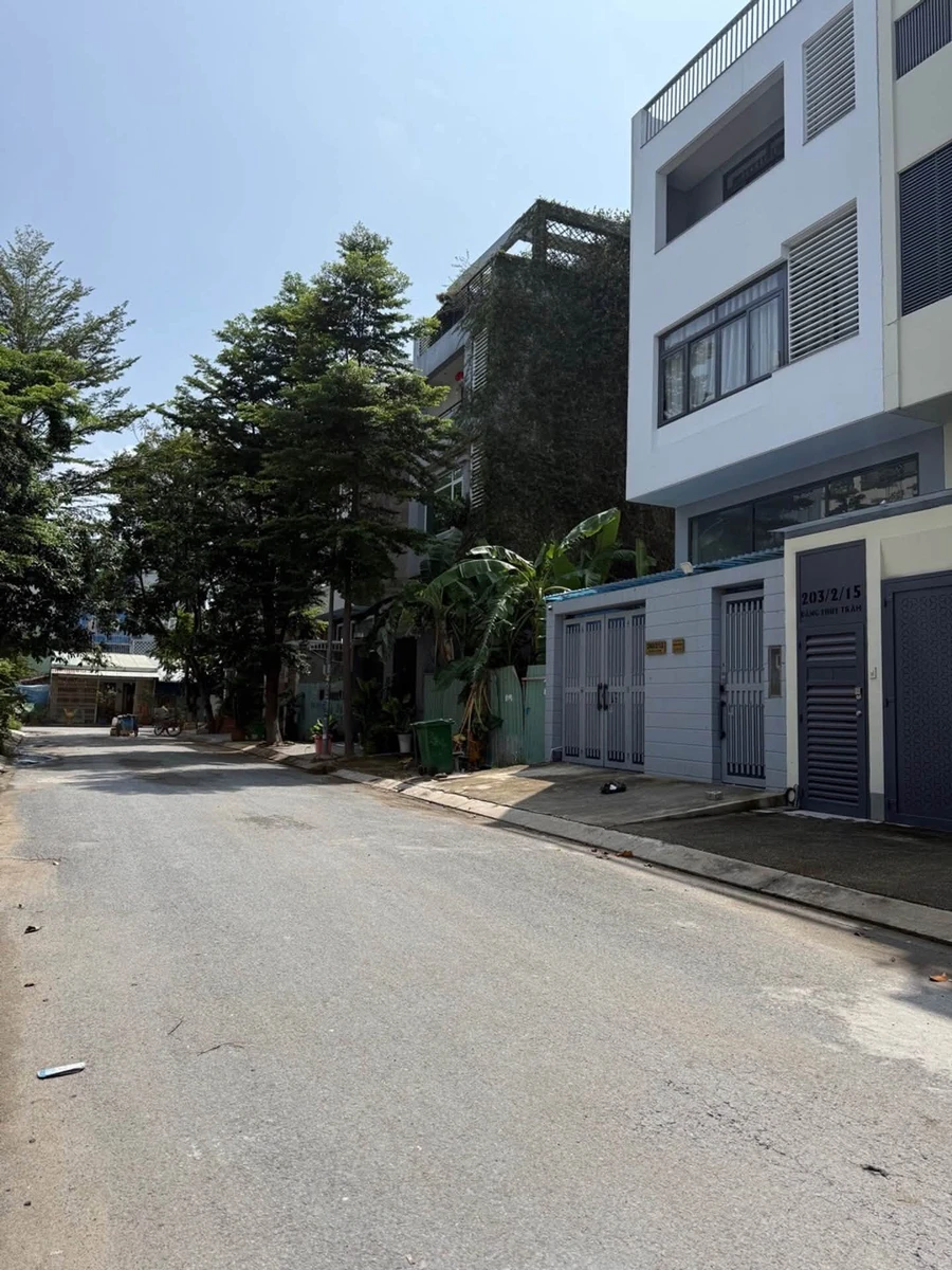 Bán nhà 120m2 nội thất cao cấp đường Đặng Thuỳ Trâm 24.5 tỷ - Ảnh thu nhỏ 2