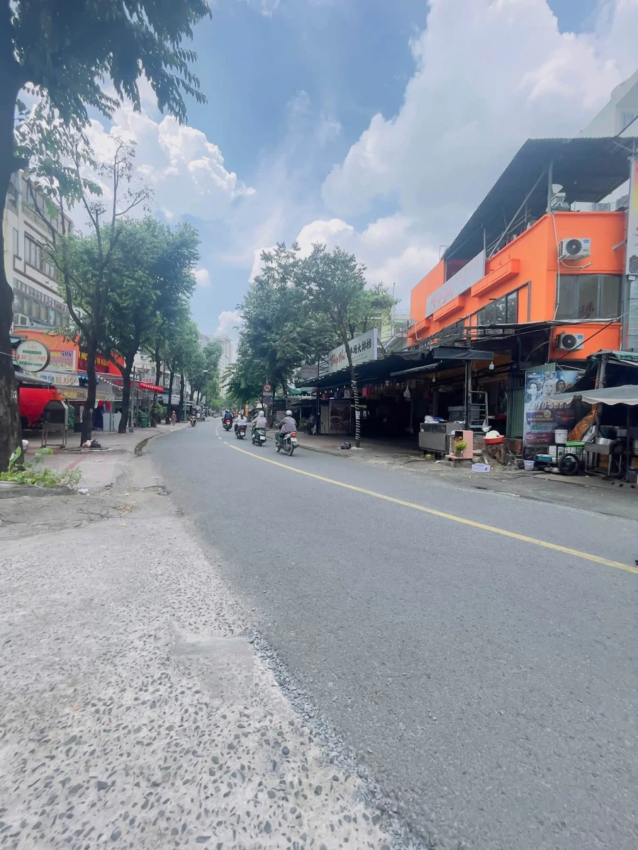 Bán nhà Quận 4, 52m², 3 phòng, giá 4.1 tỷ - Ảnh thu nhỏ 2