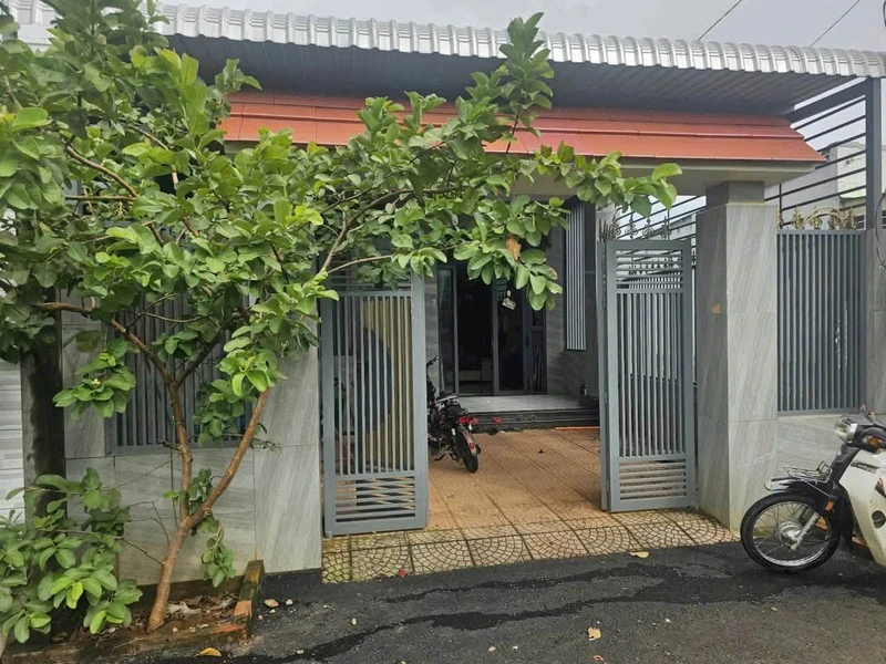 Bán nhà 2 phòng ngủ 224m² gần chợ Hoà Long, Bà Rịa - Vũng Tàu