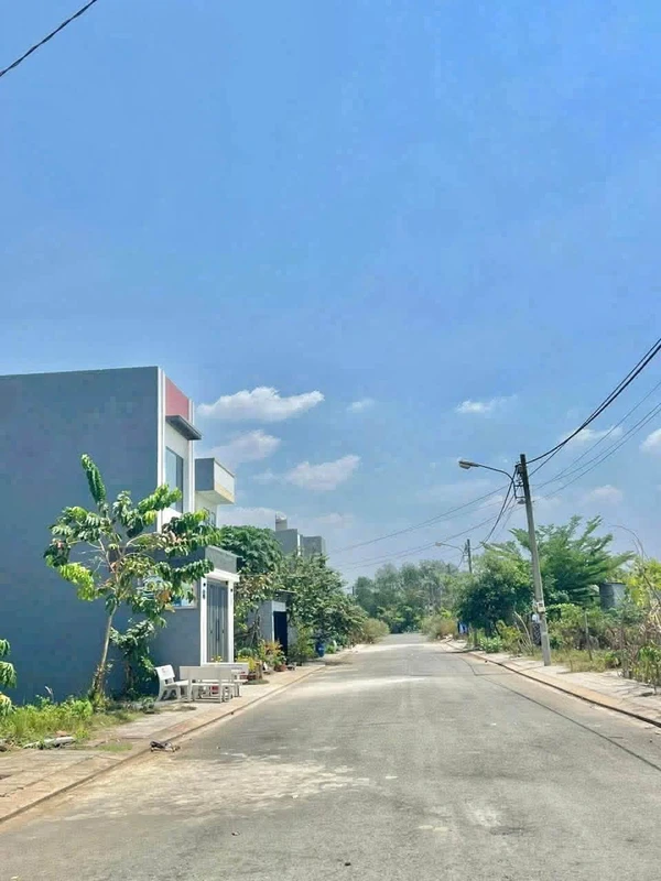 Bán đất nền dự án Blue 51,6m2 giá 1,96 tỷ, đường 8 Long Phước, Quận 9
