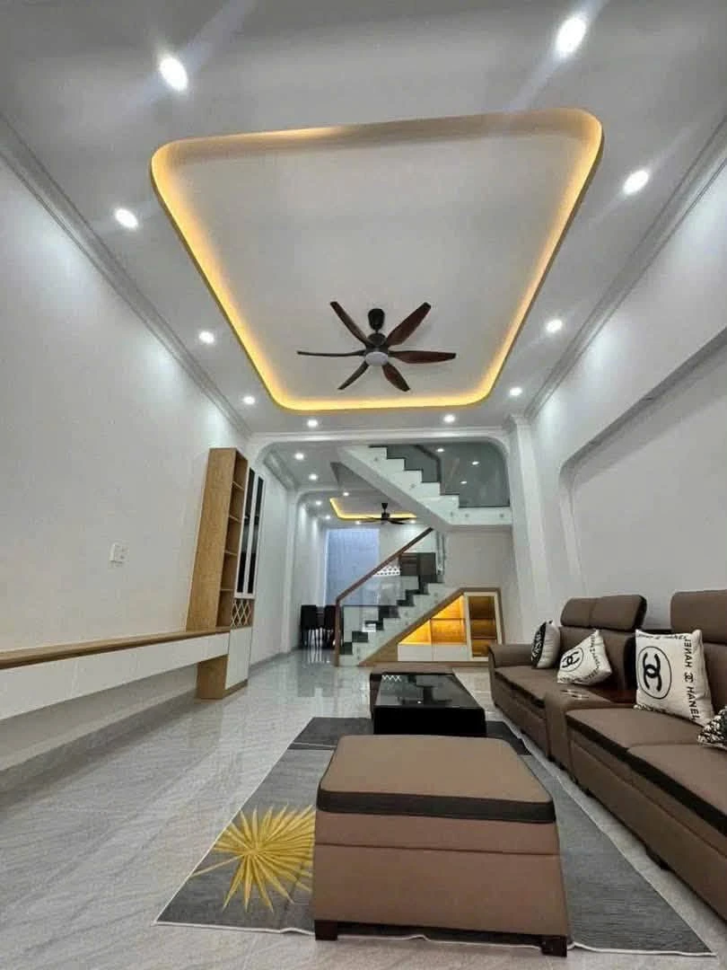 Bán nhà 64m² 3 tầng 3 phòng Hiệp Bình Chánh 7,9 tỷ - Ảnh thu nhỏ 2