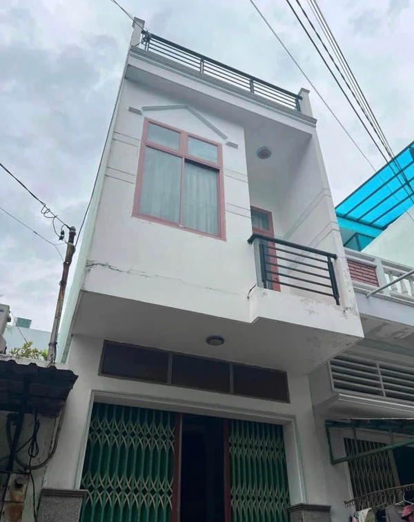 Bán nhà 2 tầng mặt tiền Nguyễn Khuyến 46,2m2, Quy Nhơn