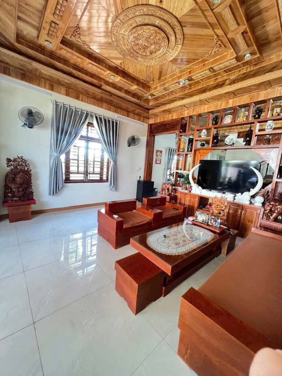 Bán nhà 1 trệt 1 lầu 3 phòng ngủ hẻm 40 Nguyễn Trường Tộ, Buôn Ma Thuột giá 3,25 tỷ - Ảnh thu nhỏ 2