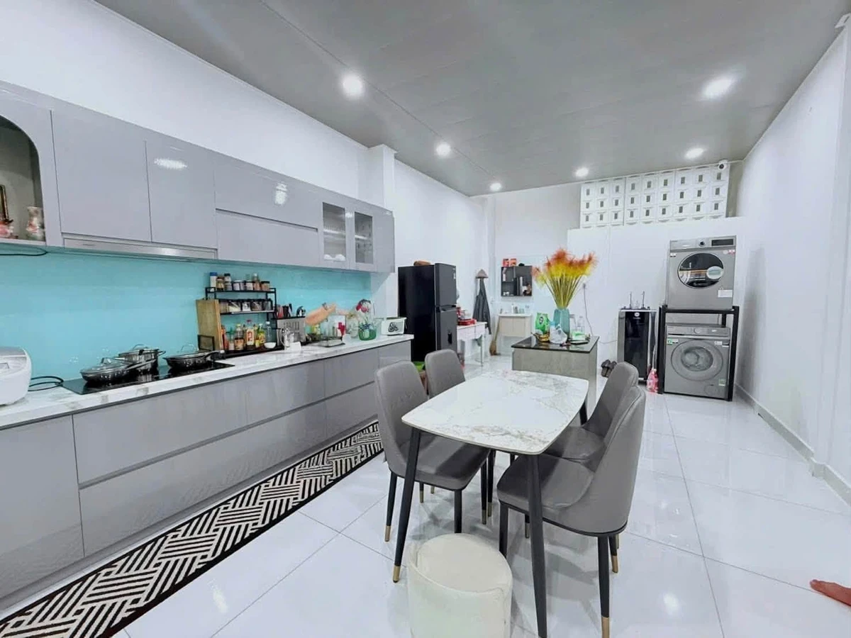 Bán nhà phố 78m² 2 tầng, 2PN, Trịnh Đình Trọng, Tân Phú - Ảnh thu nhỏ 5