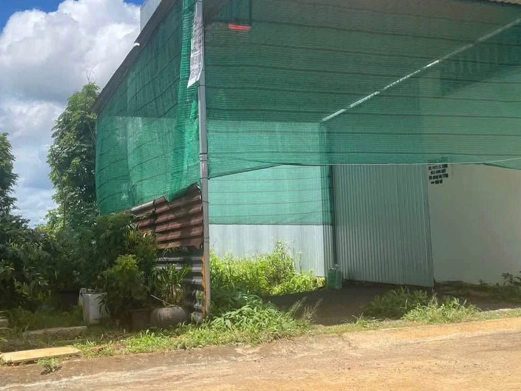 Bán đất hẻm 434 Y Moan 111m² Hóc Môn 2,5 tỷ - Ảnh 1