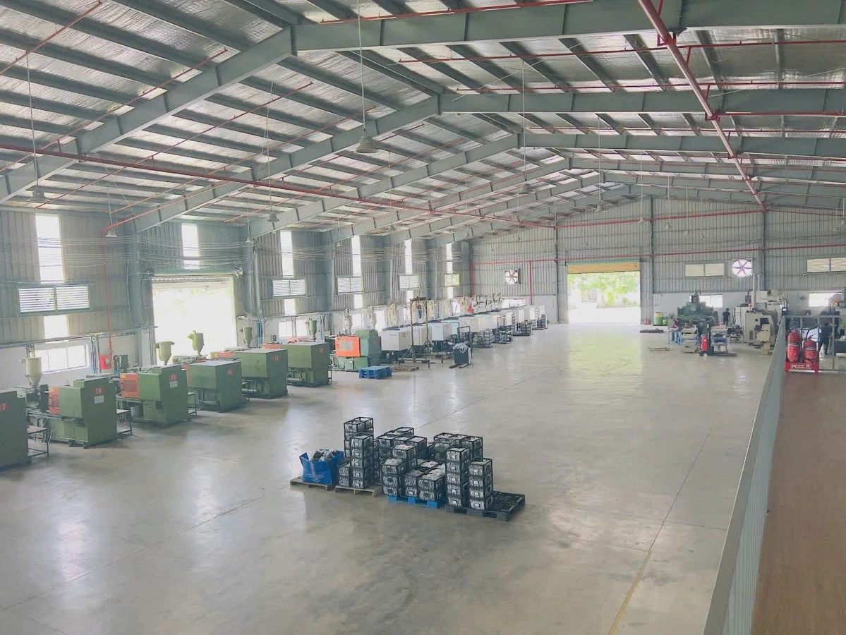 Cho thuê kho xưởng 10.000m² tại Tân Uyên, giá 500 triệu/tháng - Ảnh 1