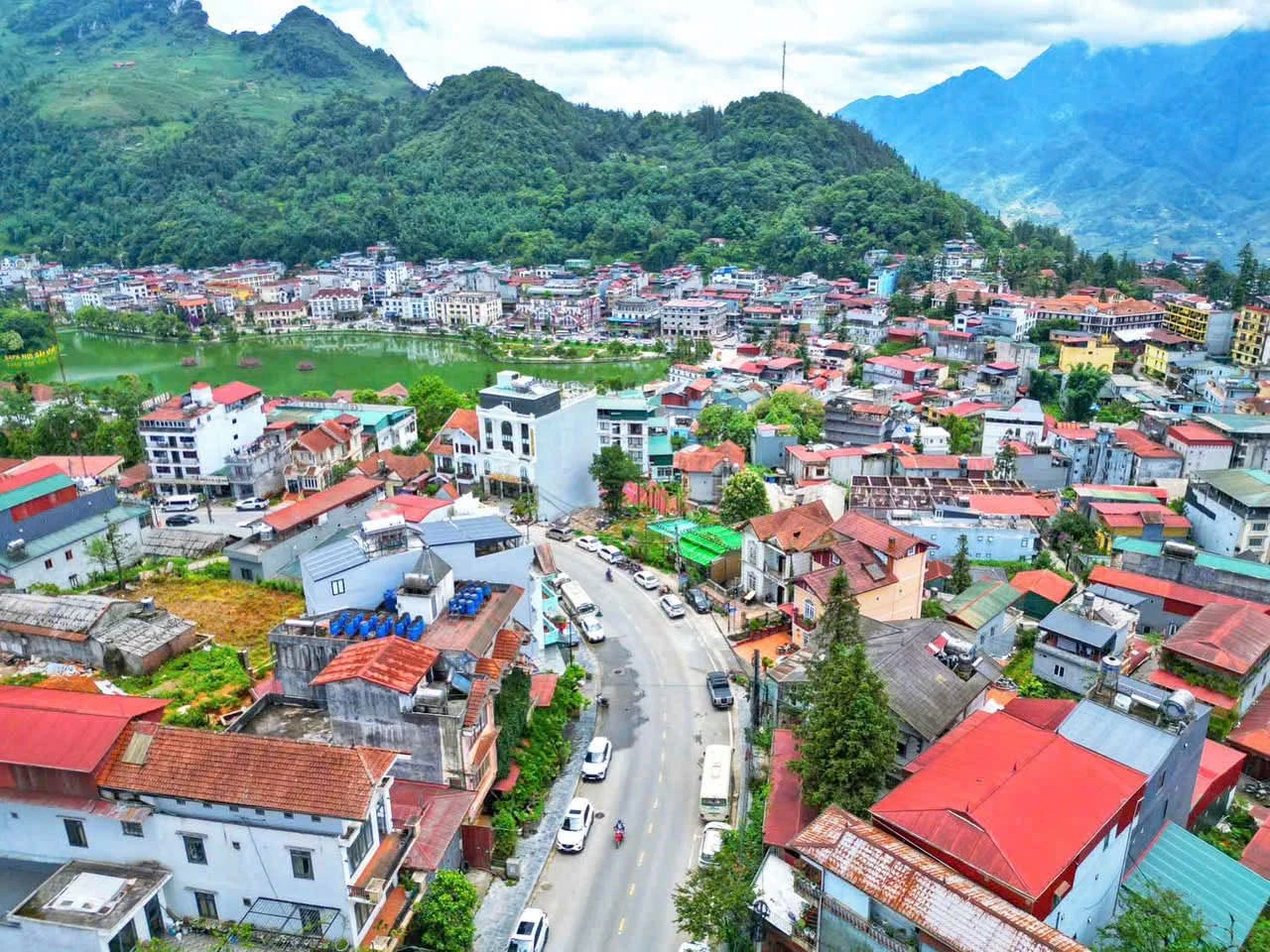 Bán đất xây khách sạn Điện Biên Phủ Sapa 700m2 - Ảnh 1