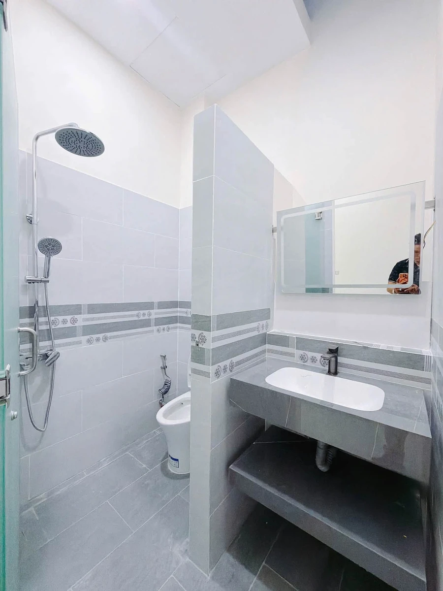 Bán nhà hẻm Tôn Đản Quận 4, 33.5m2, 1 trệt 1 lầu, 3PN, giá 3,899 tỷ - Ảnh thu nhỏ 5