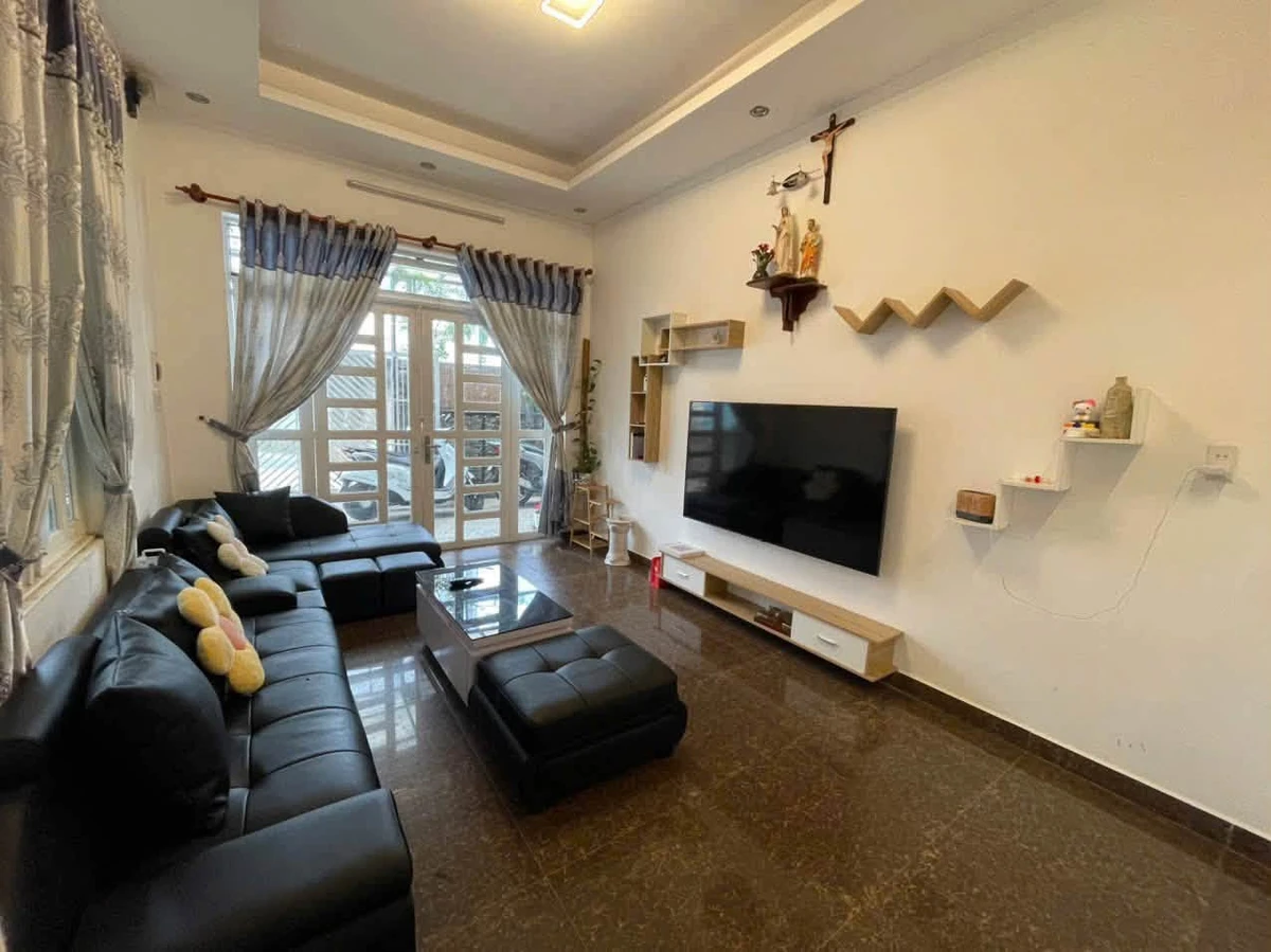 Bán nhà phố Phù Đổng Thiên Vương Đà Lạt 234m² 20 tỷ - Ảnh 1