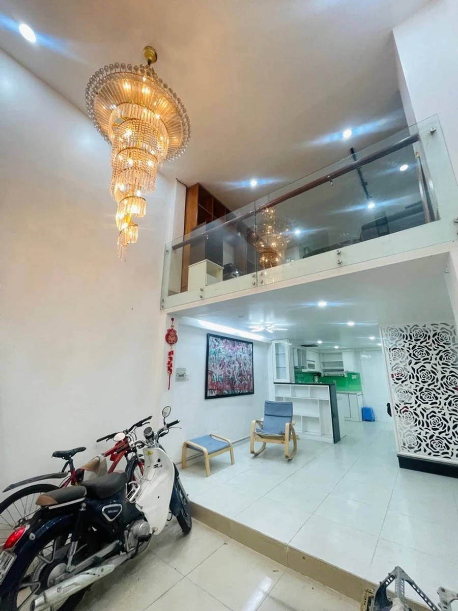 Bán nhà hẻm xe hơi 4 tầng 53m² Cách Mạng Tháng 8 Quận 10 - Ảnh thu nhỏ 3