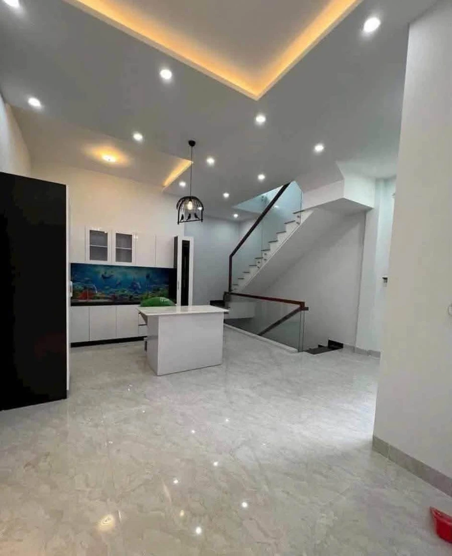 Bán nhà 4 phòng ngủ 41m² chỉ 2.3 tỷ Quỳ Nhơn - Ảnh thu nhỏ 2