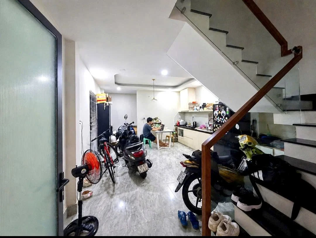 Bán nhà mặt tiền Hồng Bàng Quận 11, 59,4m², 1 trệt 2 lầu, 3PN, giá 11,5 tỷ - Ảnh thu nhỏ 5