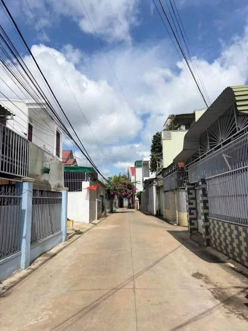 Bán dãy trọ 6 phòng đường Nguyễn Viết Xuân, Quận 12, 65m² - Ảnh 1