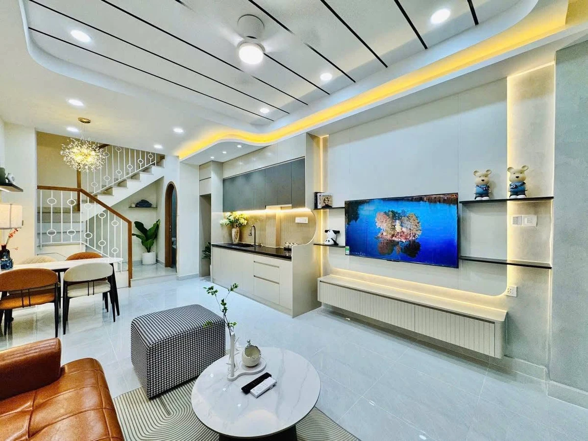 Bán nhà 3 tầng 80m² Bạch Đằng, Bình Thạnh 5.58 tỷ - Ảnh 1