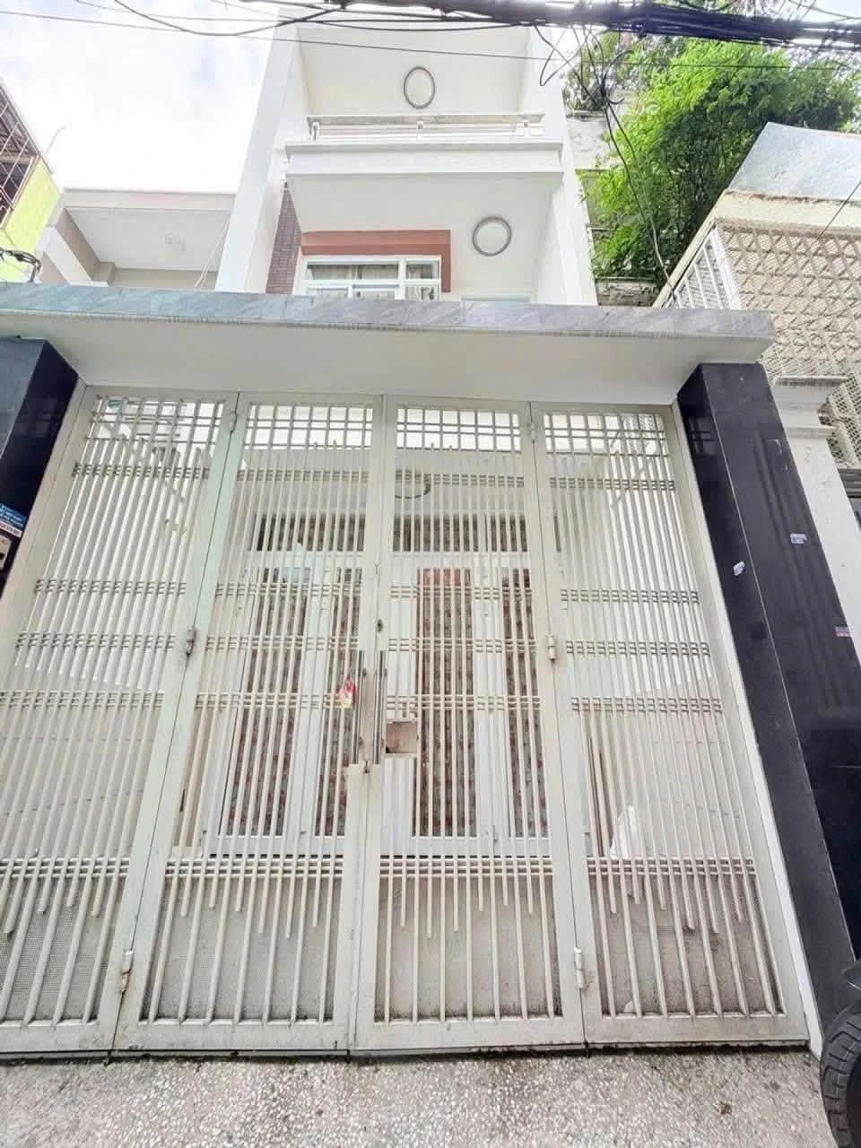 Bán nhà mặt tiền Hòa Hưng Q10, 44m2, 4 PN, 6,8 tỷ - Ảnh 1