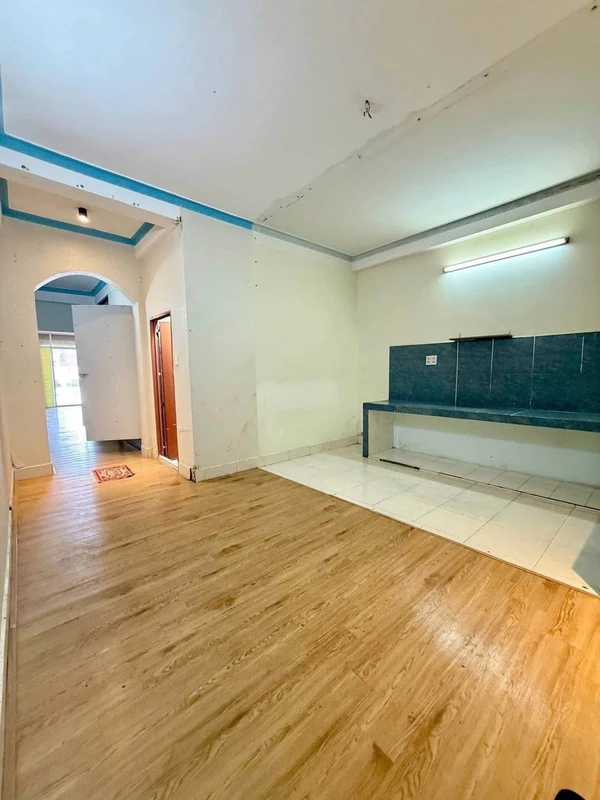 Bán nhà mặt tiền đường 3/2, 4,5x20m, 4 PN, Rạch Giá