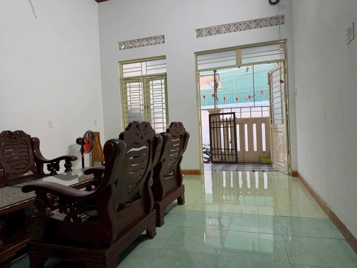 Nhà cấp 4 bán 95m2 Hùng Vương Quận 5 - Ảnh thu nhỏ 4