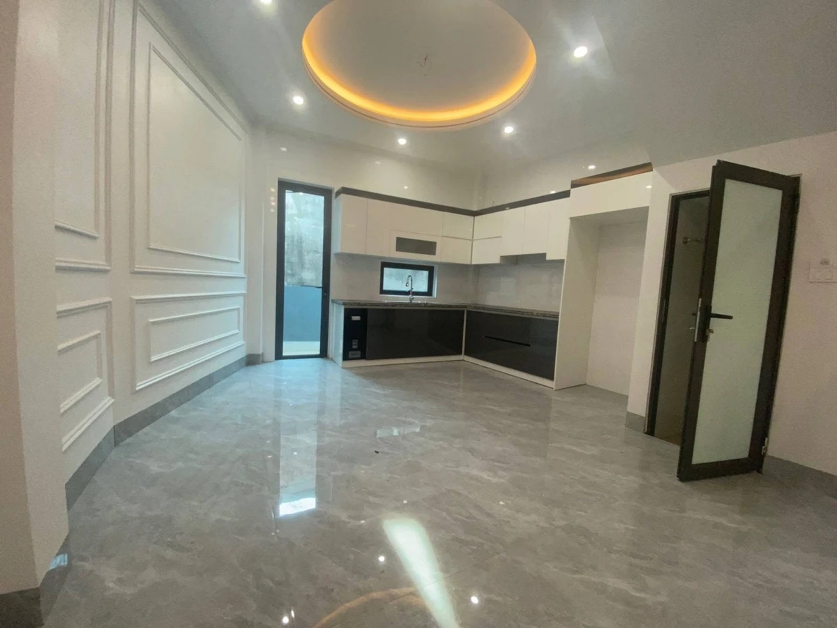 Bán nhà 3 tầng 60m2 giá 3,5 tỷ gần trường Ngô Quyền, Hà Lầm, Hạ Long - Ảnh thu nhỏ 2