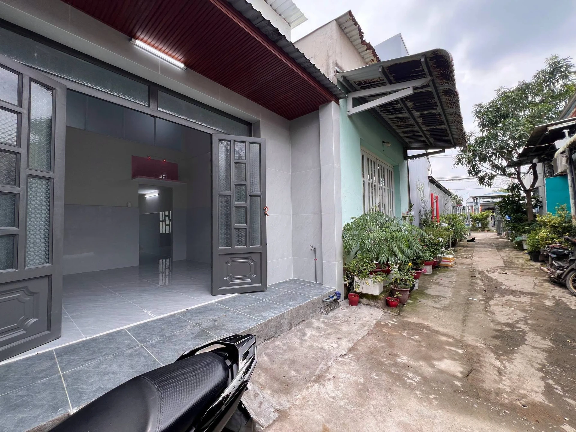 Nhà bán 1,65 tỷ Ngã 3 Tân Kim 50m², 2PN 2WC - Ảnh 1