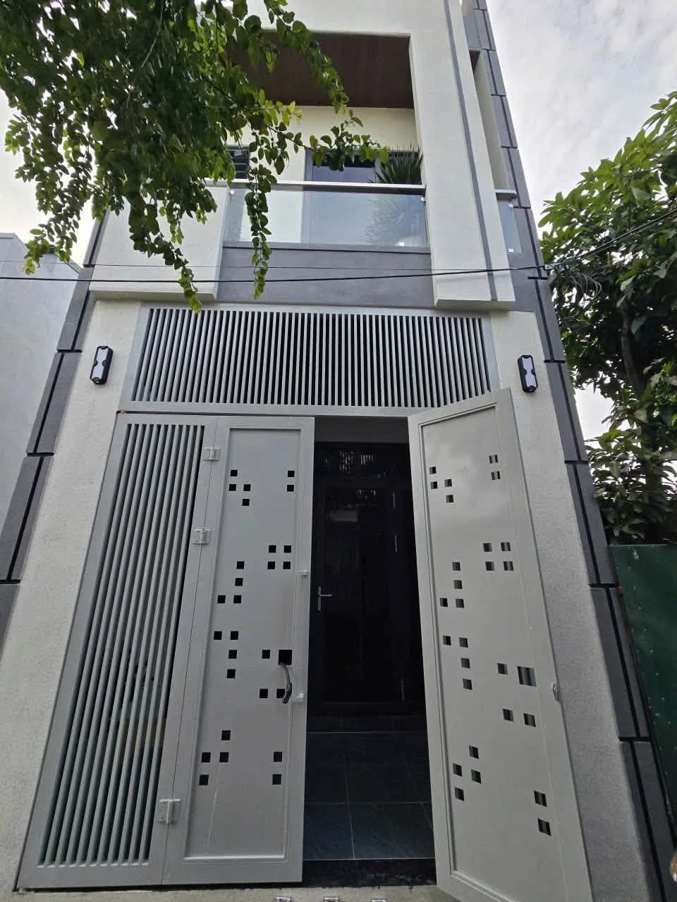 Bán nhà 2 tầng 74m² 3PN ngõ Nguyễn Duy Trinh Quận 7 - Ảnh 1