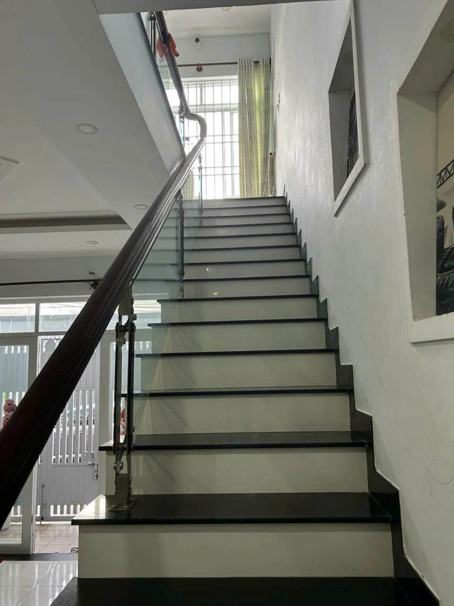 Nhà mặt tiền 70m² gần biển Phường 8 Vũng Tàu 7 tỷ - Ảnh thu nhỏ 2